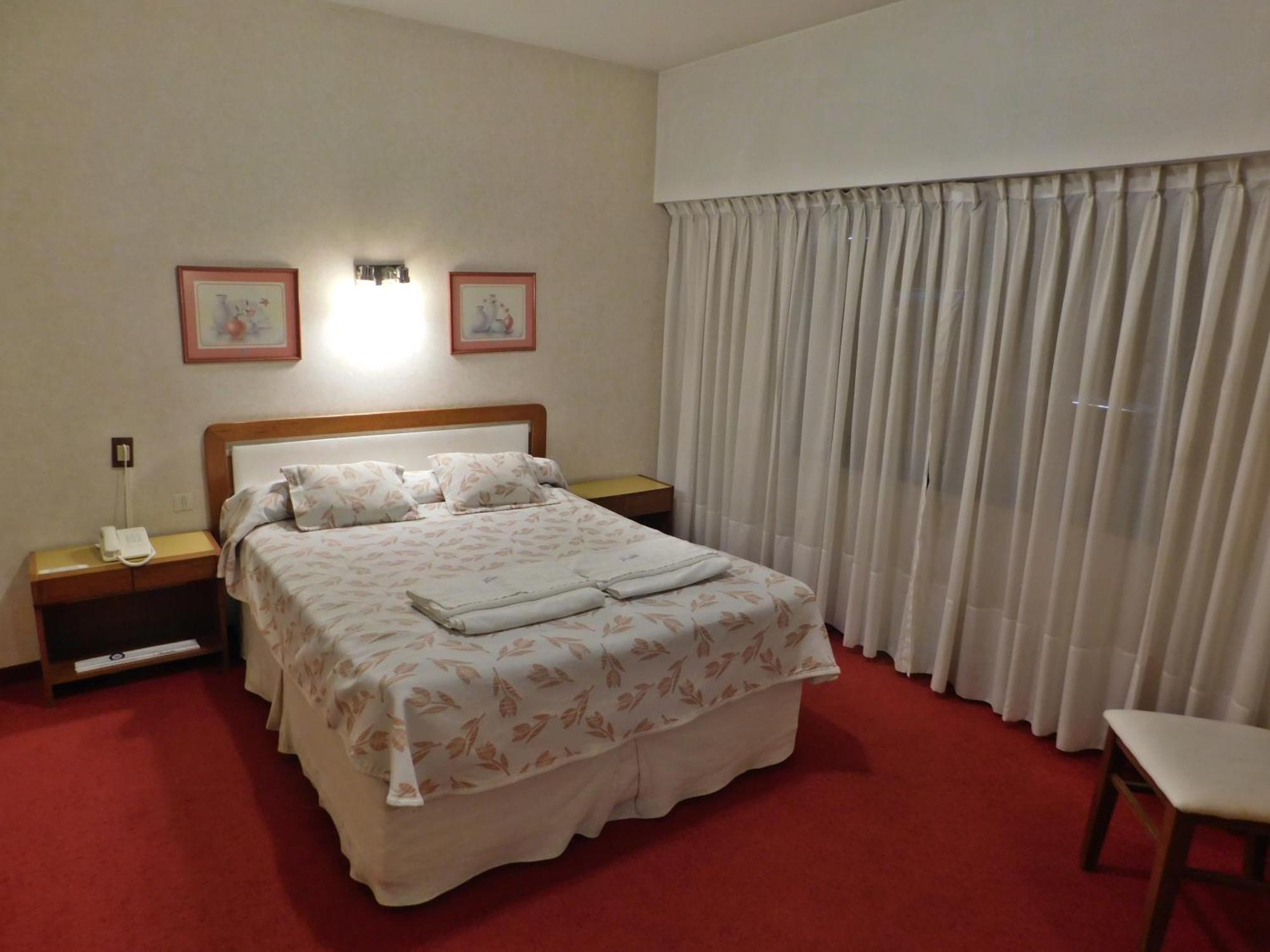 Hotel Libertador Trelew Extérieur photo