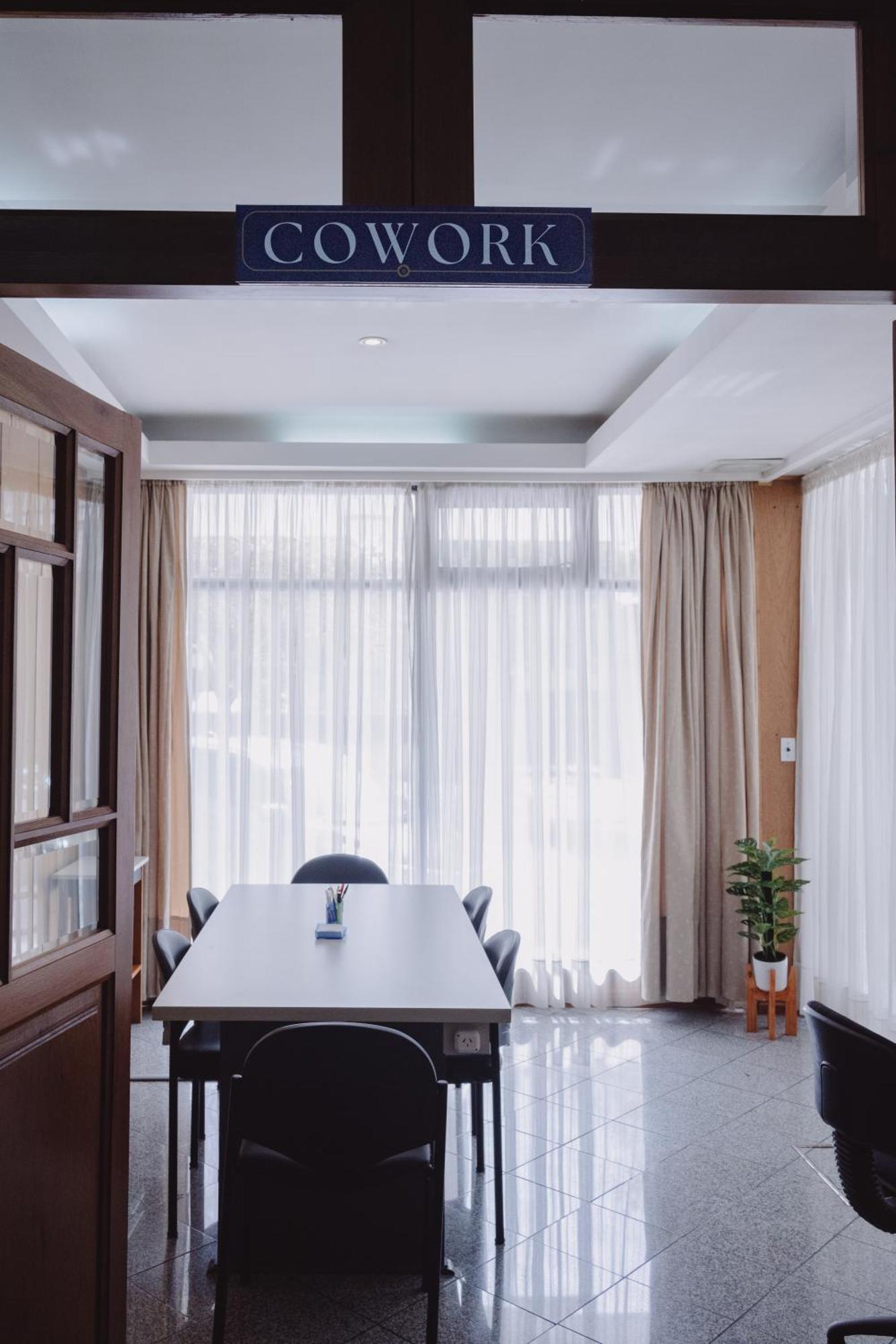 Hotel Libertador Trelew Extérieur photo