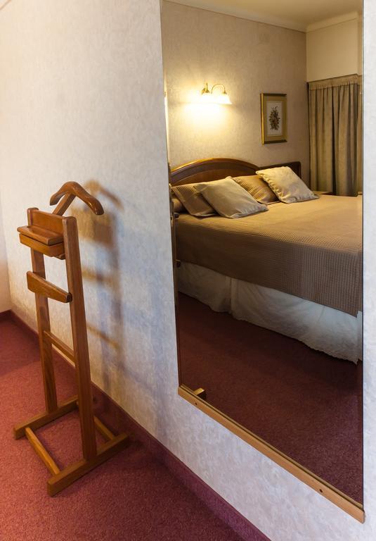 Hotel Libertador Trelew Extérieur photo