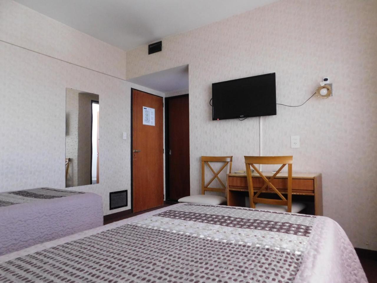 Hotel Libertador Trelew Extérieur photo