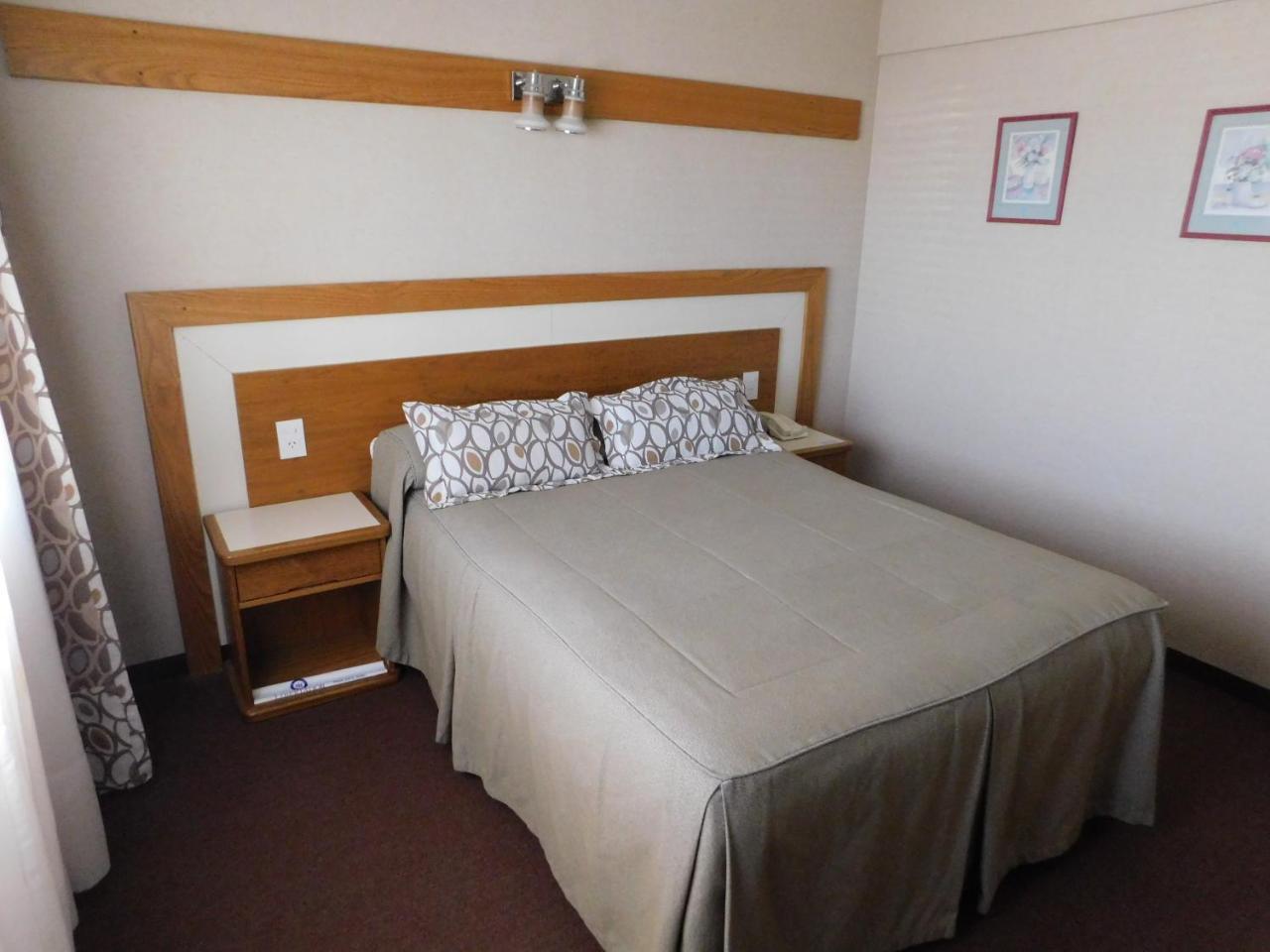 Hotel Libertador Trelew Extérieur photo